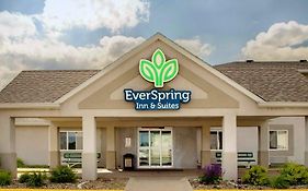 Everspring Inn & Suites